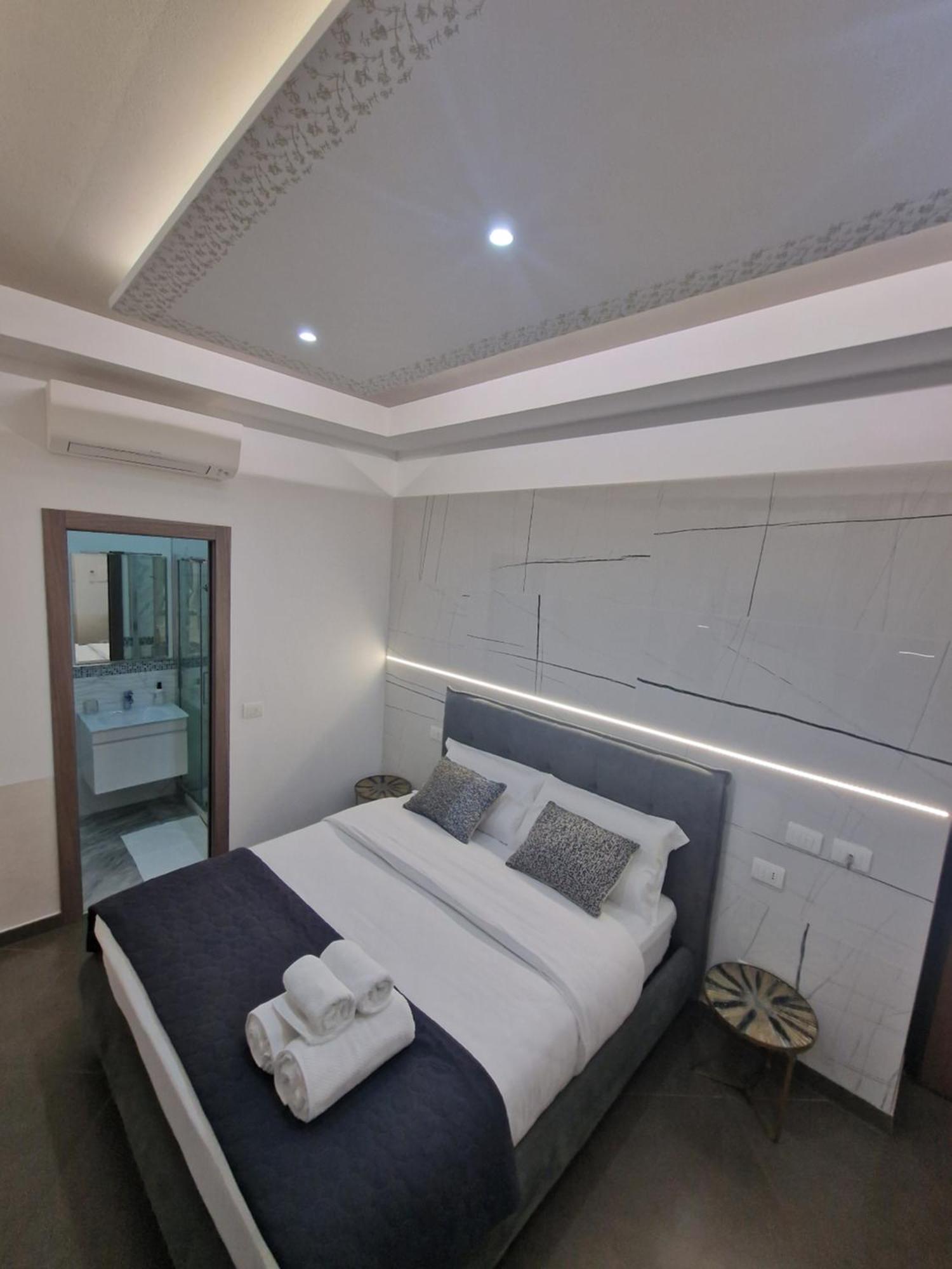 Ari Guest House Специя Екстериор снимка