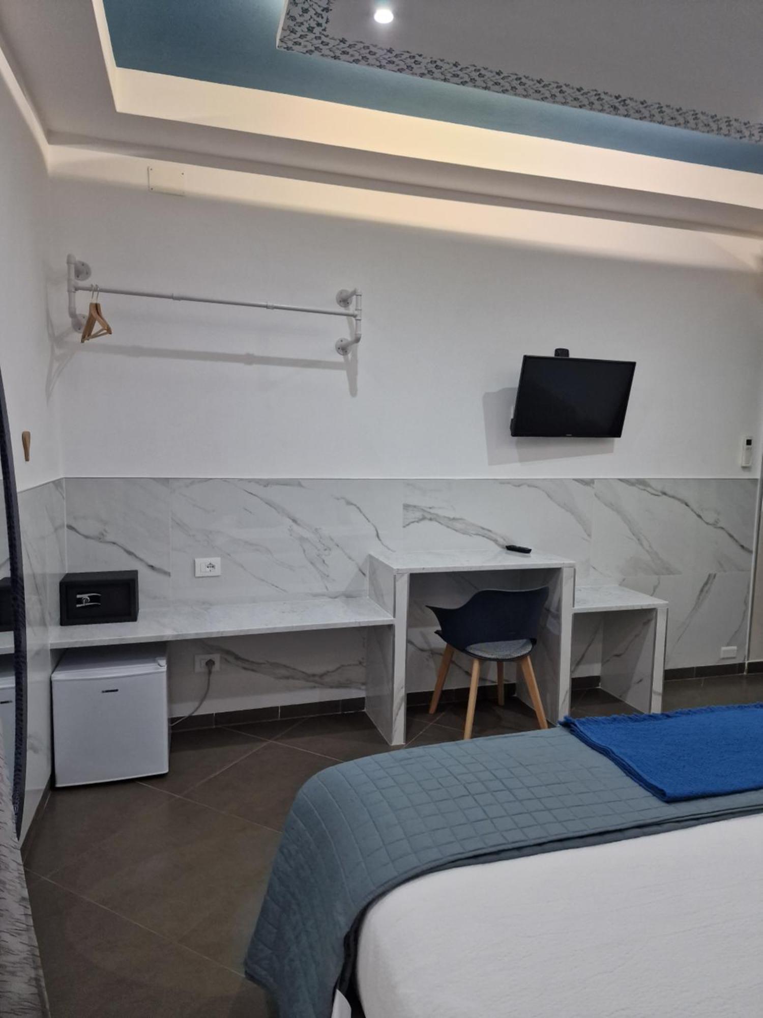 Ari Guest House Специя Екстериор снимка