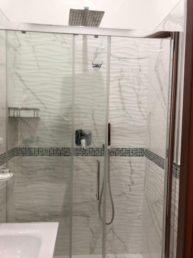 Ari Guest House Специя Екстериор снимка
